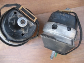 Aston Martin DB9 Coupe - Engine Motor Mount - 8D33 6A003